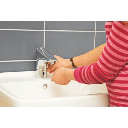 GROHE 36207001 - Електронен смесител за умивалник EUROPLUS E DN 15 лъскав хром
