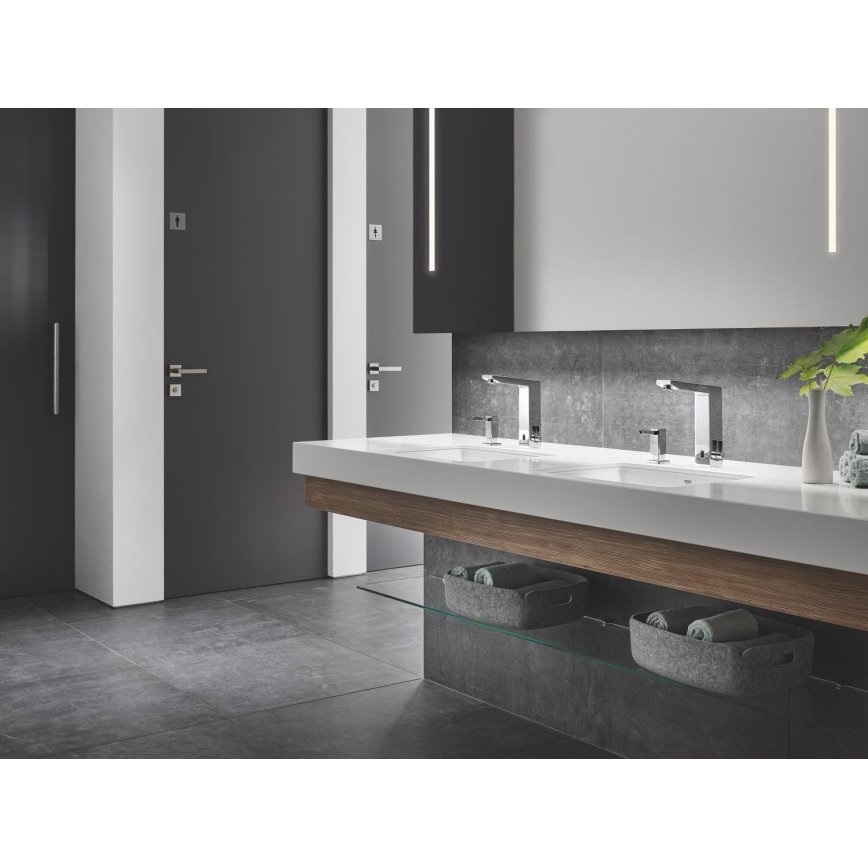 GROHE 36440000 - Инфрачервена електронна смесителна батерия за мивка EUROCUBE E DN 15 хром