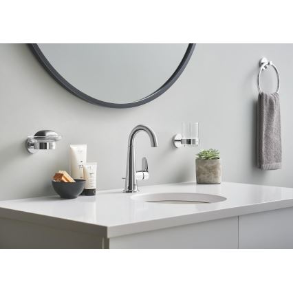 GROHE 40365001 - Държач за кърпи ESSENTIALS 18 см блестящ хром