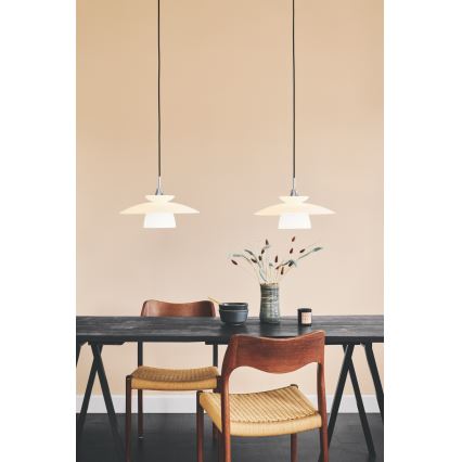 Halo Design 733644 - Пендел на кабел SCANDINAVIA 1xG9/28W/230V Ø 20 см бял