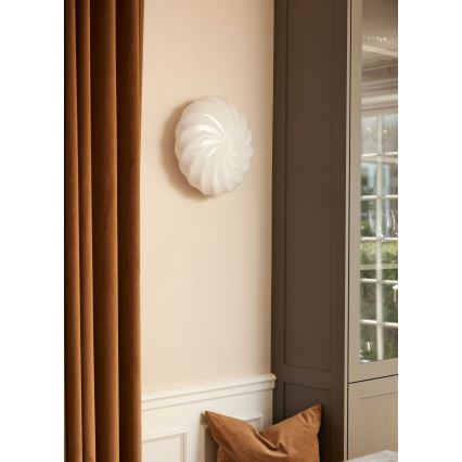 Halo Design 739547 - Настенно осветително тяло TWIST 3xG9/28W/230V Ø 35 см бяло/месинг