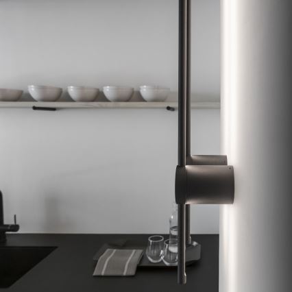 Ideal Lux - LED аплик ESSENCE LED/12W/230V 3000K 70 cm CRI 90 черен