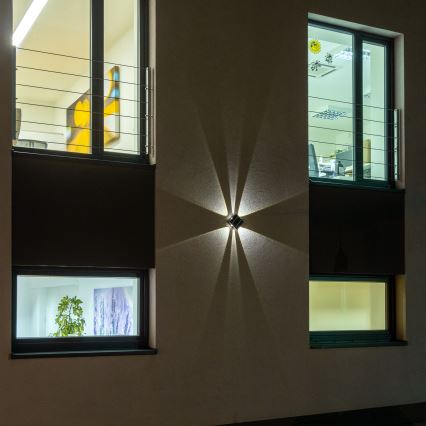 LED Соларен аплик със сензор LED/2W/5V IP54