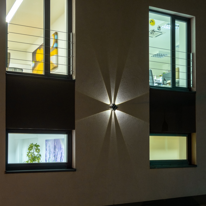 LED Соларен аплик със сензор LED/2W/5V IP54
