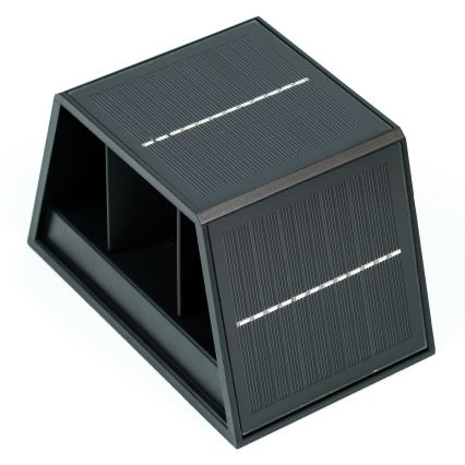LED соларен стенен осветител с сензор LED/2W/5V IP54 1300 mAh