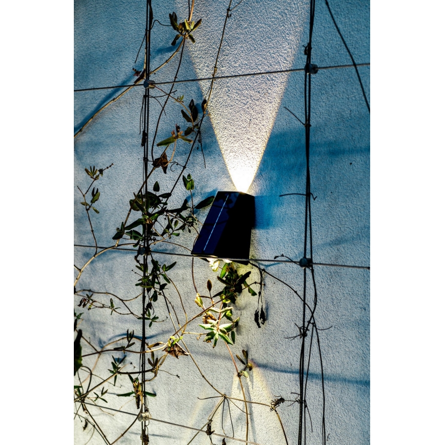 LED Соларен аплик със сензор LED/2W/5V IP54 1300 mAh