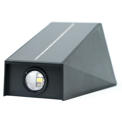 LED Соларен аплик със сензор LED/2W/5V IP54 1300 mAh