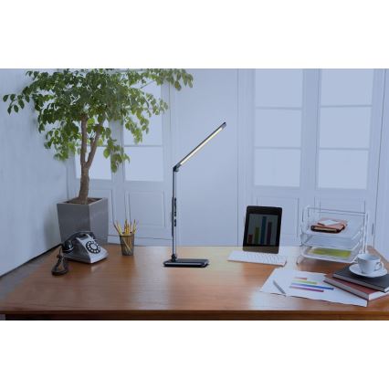LED Димируема настолна лампа LED/8,5W/230V с безжично зареждане