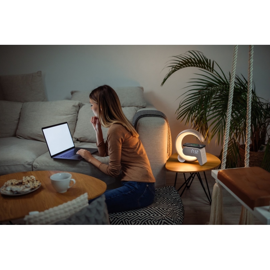 LED RGB Димируема настолна лампа с будилник и Qi зареждане 30W/230V сребрист