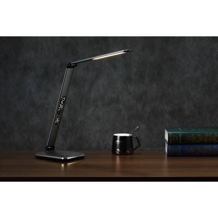 LED димируема настолна лампа LED/8,5W/230V с безжично зареждане сребриста