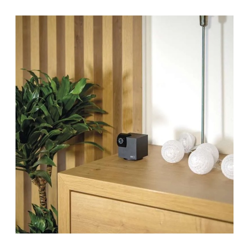 Умна вътрешна въртяща се камера с датчик за движение GoSmart 5V Wi-Fi Tuya черна