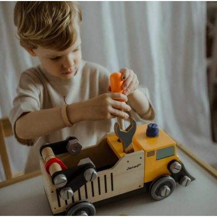 Janod - Дървен конструктор BRICOKIDS камион