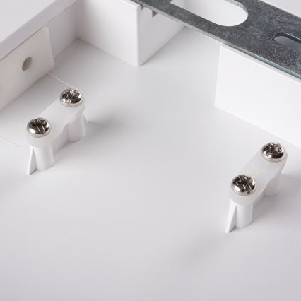 LED Лампа за баня със сензор STIVI LED/24W/230V IP65