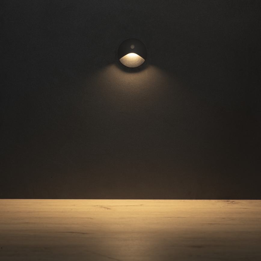 LED стълбищно осветително тяло със сензор за движение и сумрак EXIN LED/2,5W/230V 3000K IP65, кръгло, антрацит