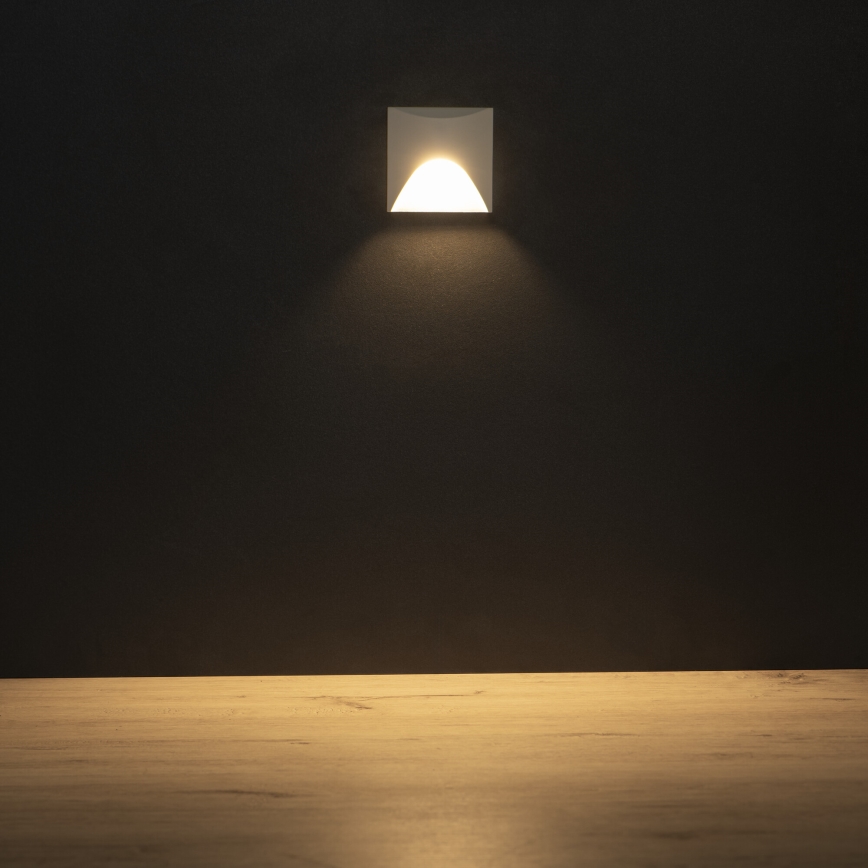 LED стълбищно осветително тяло EXIN LED/2,5W/230V 3000K IP65, бяло, квадратно