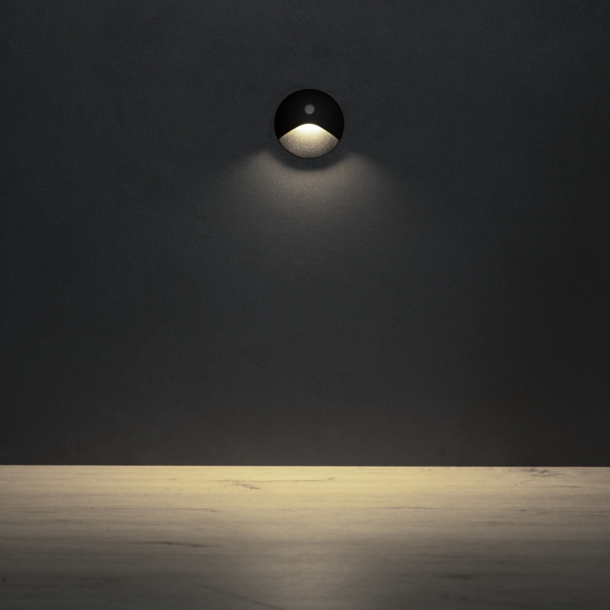 LED осветително тяло за стълбище със сензор за движение и за сумрак EXIN LED/2,5W/230V 4000K IP65, черно, кръгло