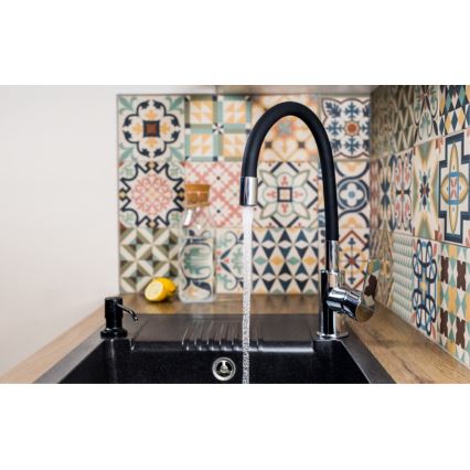 KFA Armatura 6553-915-00 - Кран за мивка с гъвкаво рамо RUMBA 40,5 cm черен/лъскав хром