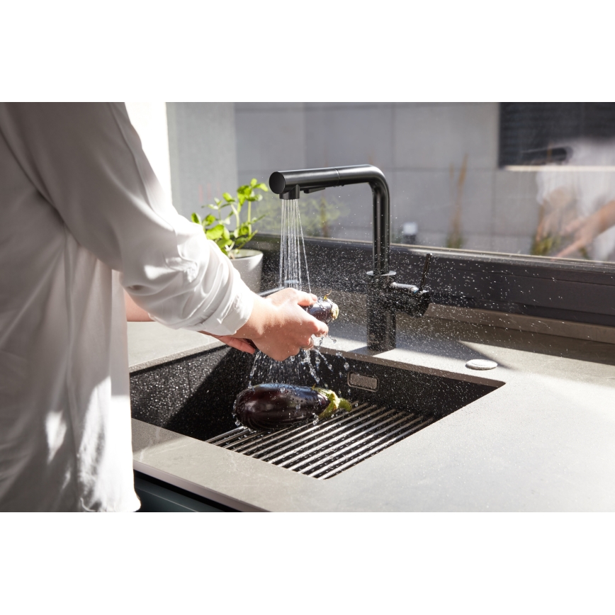 KFA Armatura 6623-110-81 - Кран за мивка с издърпваща се пръскачка DUERO BASIC неръждаем/матов черен