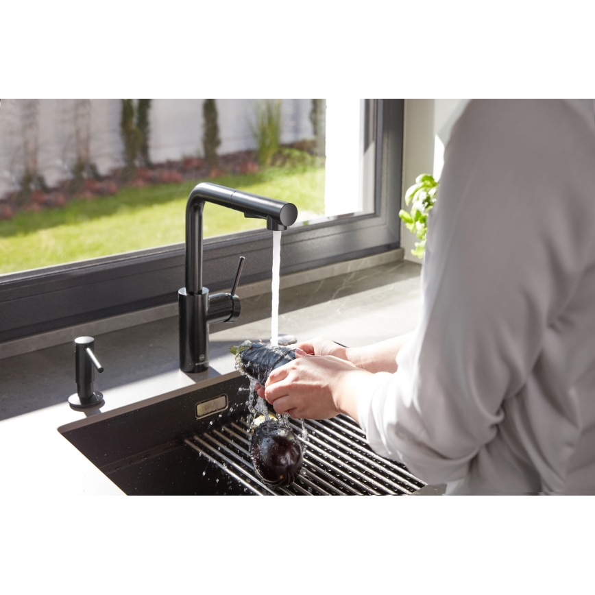 KFA Armatura 6623-110-81 - Кран за мивка с издърпваща се пръскачка DUERO BASIC неръждаем/матов черен