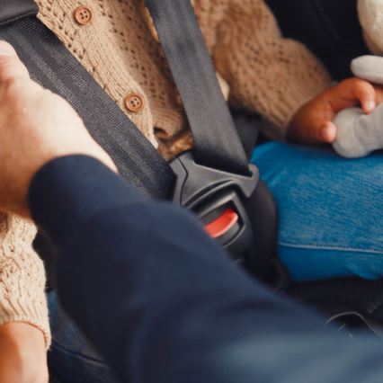 KINDERKRAFT - Детско столче за кола I-GUARD PRO i-Size 61-105 см черно