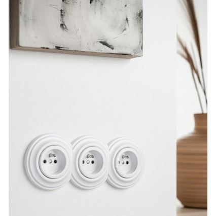 Kliklap - Троен ретро контакт за дома с рамка 230V, снежнобял