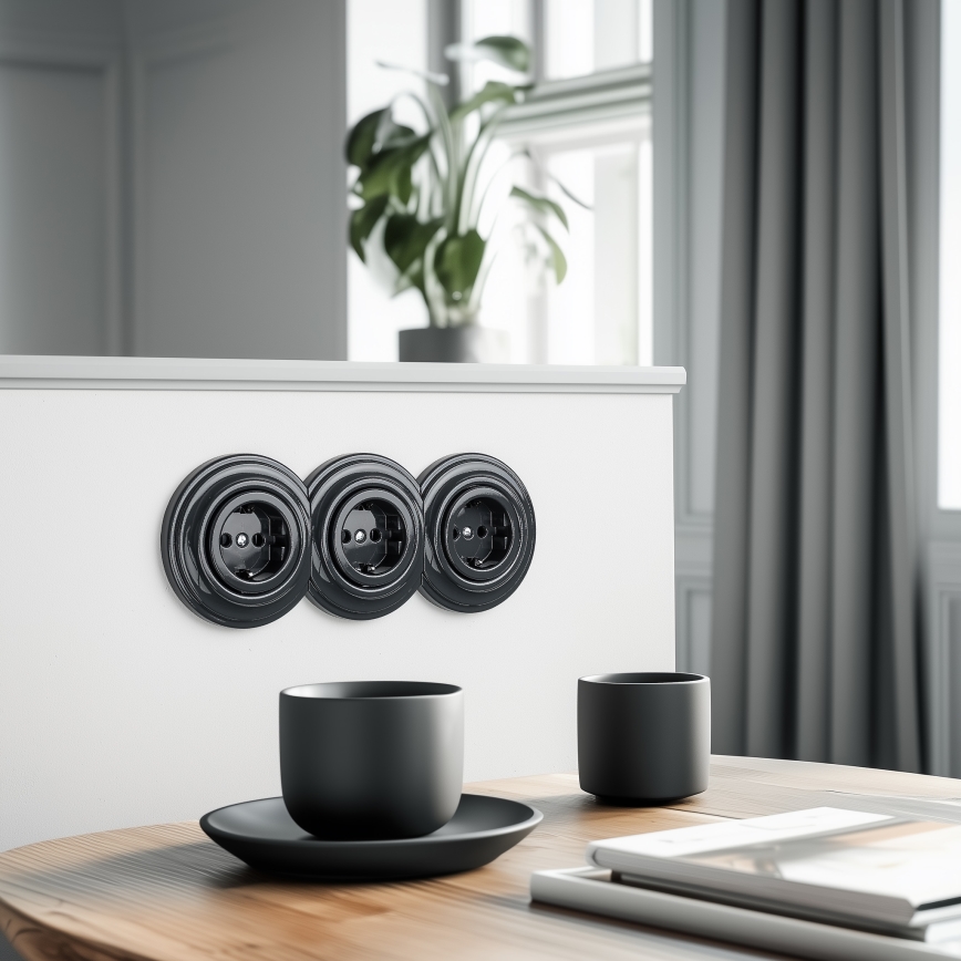 Kliklap - Тройна ретро електрическа розетка за дома с рамка SCHUKO 230 V, антрацит