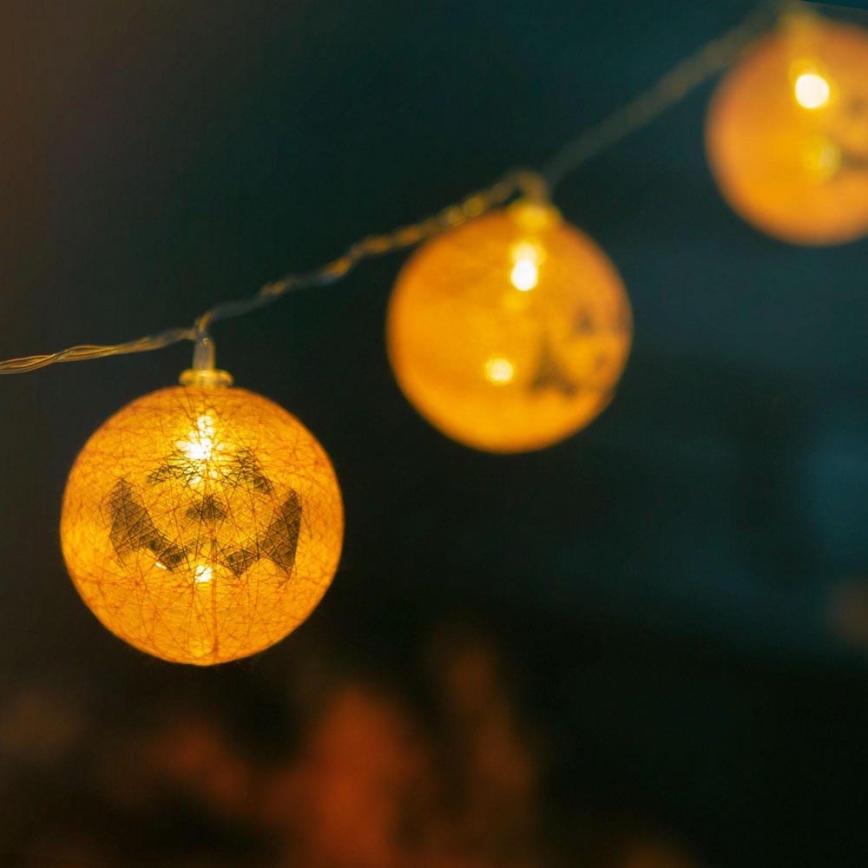 LED Декоративни лампички HALLOWEEN 10xLED/2xAA 1,5м тикви
