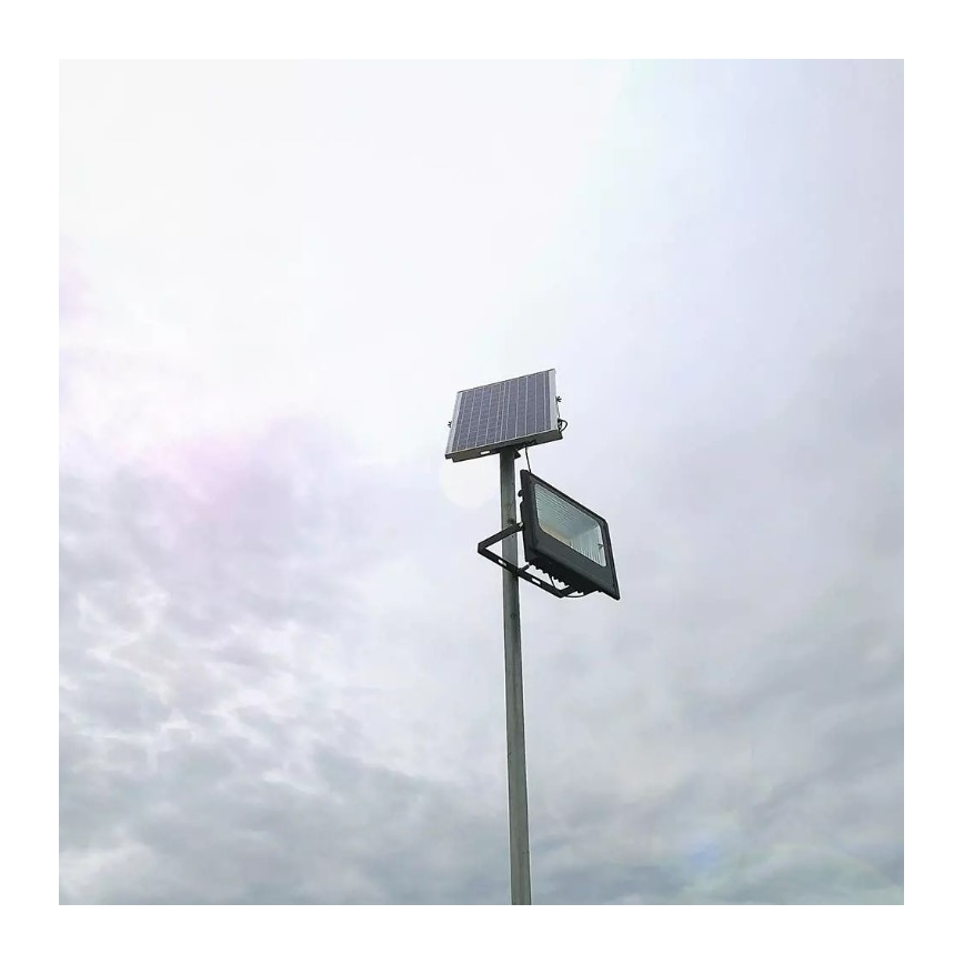 LED Димируем соларен прожектор LED/16W/3,2V 4000K IP65 10000 mAh + дистанционно управление