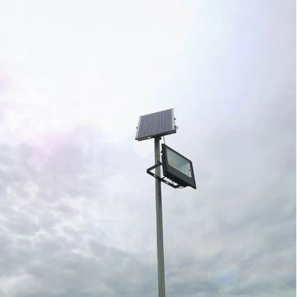 LED Димируем соларен прожектор LED/20W/6,4V 4000K IP65 10000 mAh + дистанционно управление