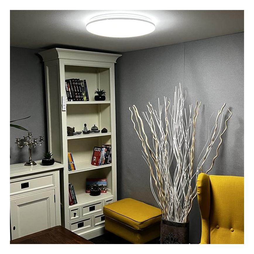 LED Димируема лампа LED/48W/230V 2700-6500K Wi-Fi Tuya + дистанционно
