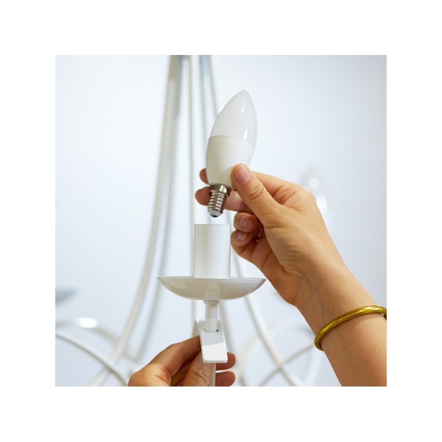 LED Димируема крушка C37 E14/4,9W/230V 2700-6500K CRI 90 Wi-Fi - WiZ