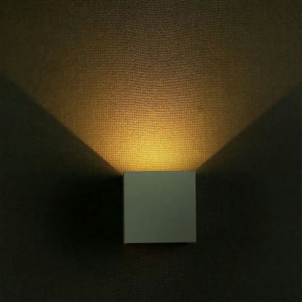 LED Екстериорен аплик LED/5W/230V 4000K IP65 бял