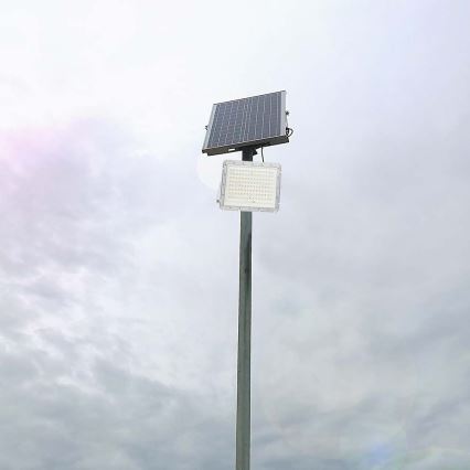 LED Екстериорен соларен прожектор LED/20W/3,2V 4000K бял IP65 + дистанционно управление