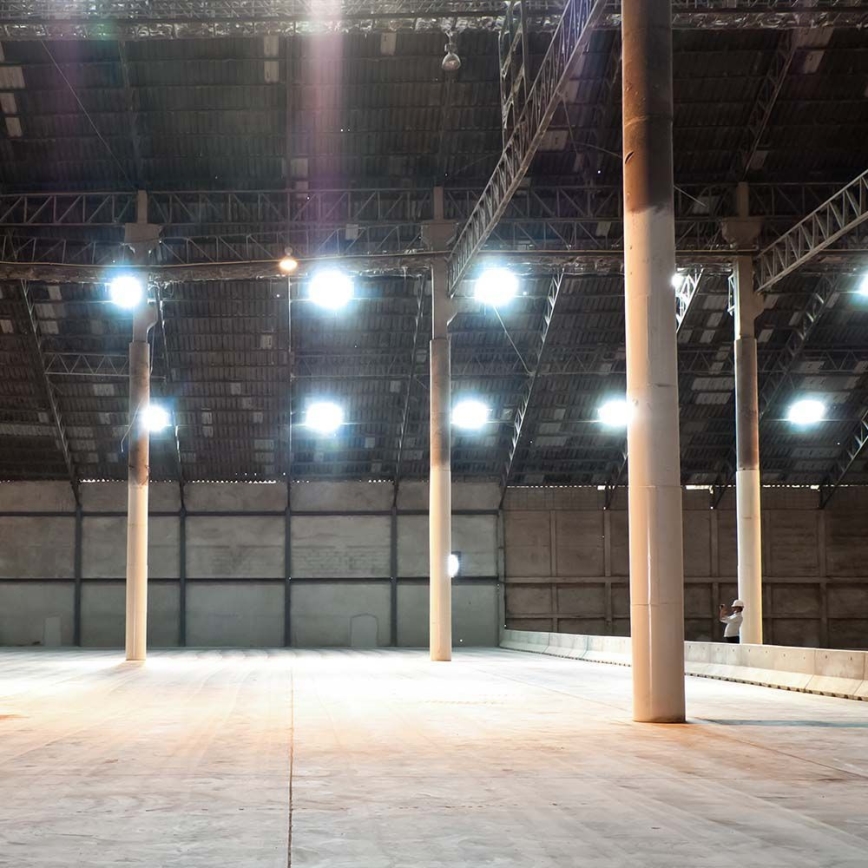 LED Индустриална лампа High Bay LED/150W/230V 3000/4000/6500K IP65 ø 27,7 см