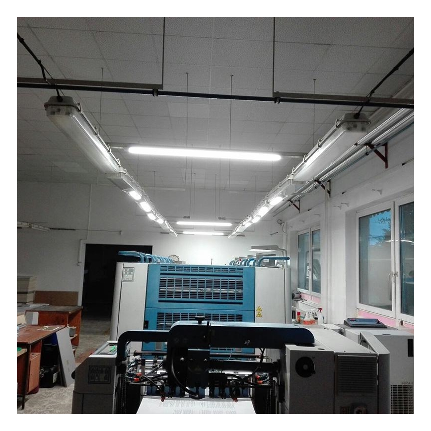 LED Индустриална лампа LED/36W/230V IP40