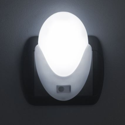LED Лампа за ориентация за контакт със сензор за здрач LED/1W/230V