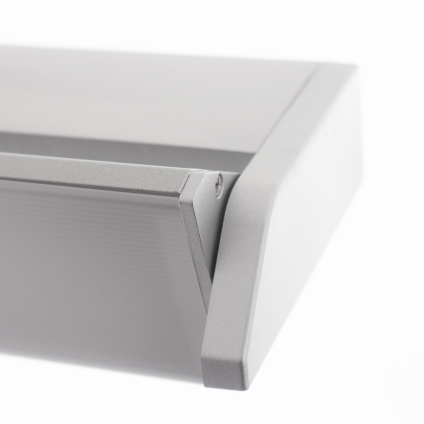 LED Лампа за под кухненски шкаф LED/15W/230V сребриста