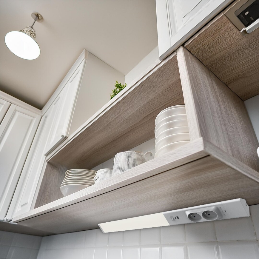 LED лампа за под кухненски шкаф с чекмеджета и USB портове LED/18W/230V 4000K сребрист