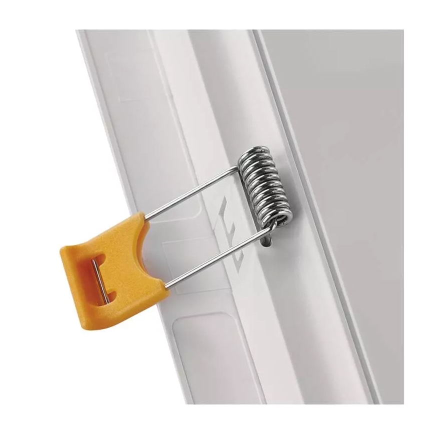 LED Лампа за вграждане LED/18W/230V 17x17 см бяла