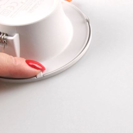 LED Лампа за вграждане ZOE LED/4,8W/230V бяла