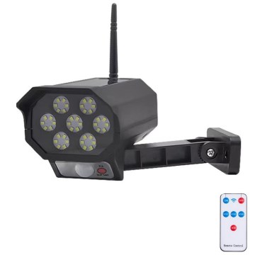 LED Макет охранителна камера със сензор и със соларен панел LED/5W/5,5V IP65 + дистанционно управление