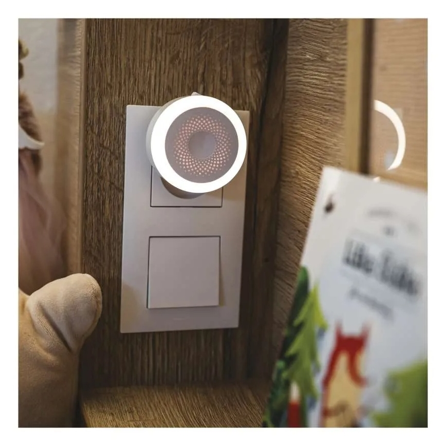 LED нощна лампа за контакт LED/0,5W/230V