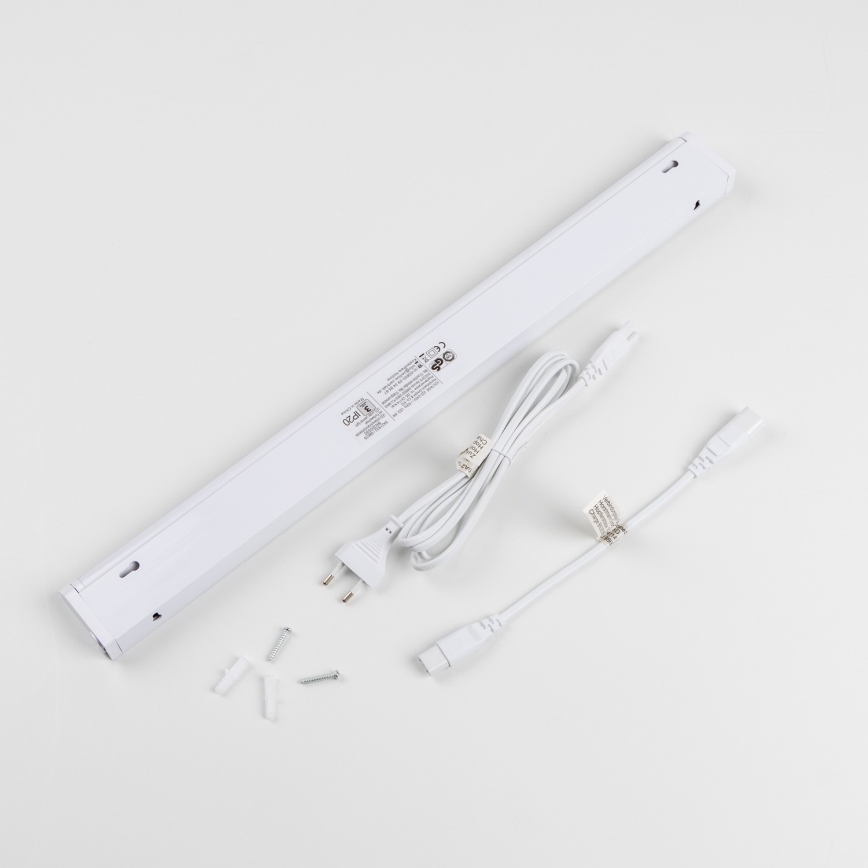 LED осветително тяло за монтаж под шкаф LED/7,5W/230V 55,6 cm бяло