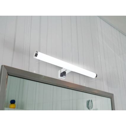 LED осветление за огледало за баня LED/8W/230V 30 cm IP44 лъскав хром