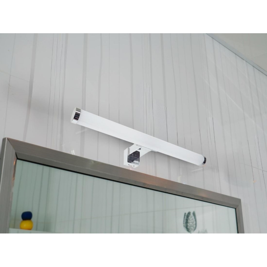 LED осветление за огледало за баня LED/8W/230V 30 cm IP44 лъскав хром