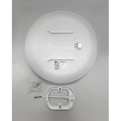LED Плафон за баня CIRCLE LED/18W/230V 4000K Ø 30 см IP44 бял
