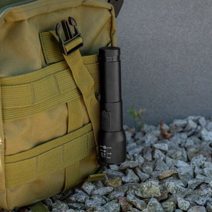 LED Регулируема презареждаема фенерче LED/20W/5V IPX4 800 lm 2000 mAh