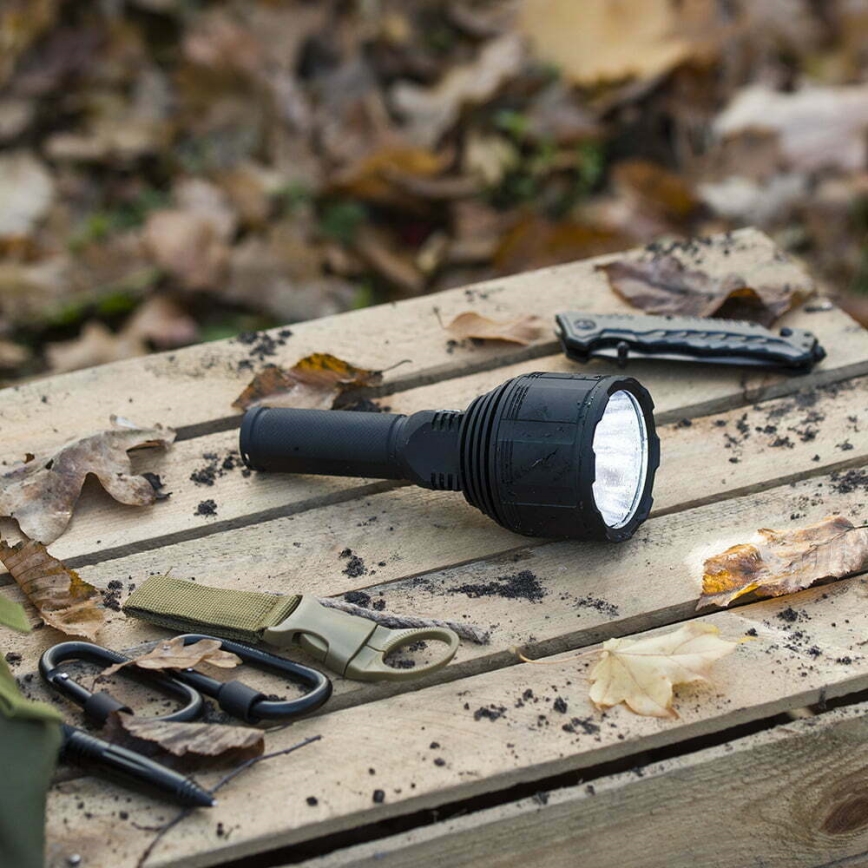 LED Регулируема презареждаема фенер LED/30W/5V IPX7 3000 lm 4200 mAh