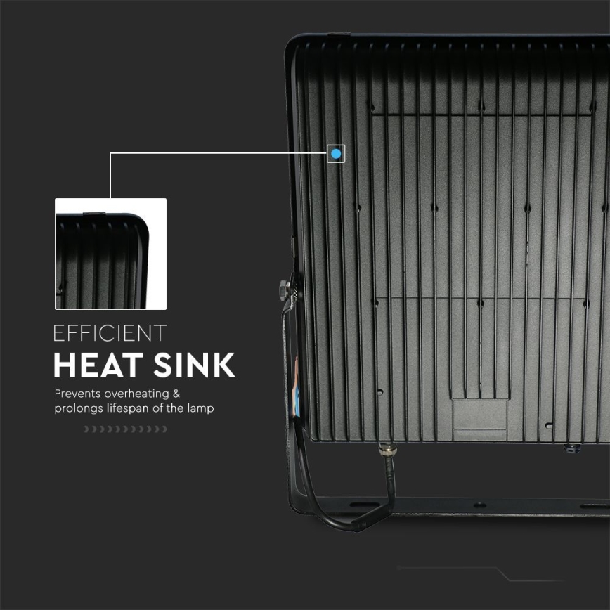 LED Прожектор LED/30W/230V 6400K IP65 черен