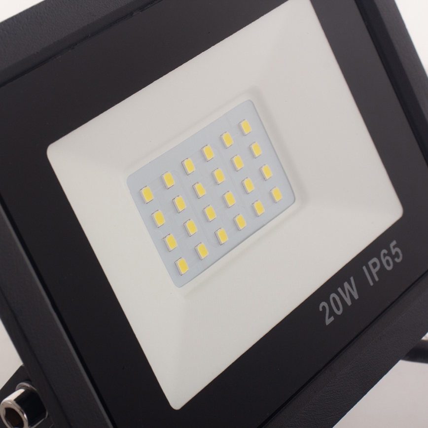 LED Прожектор със сензор LED/20W/230V IP65